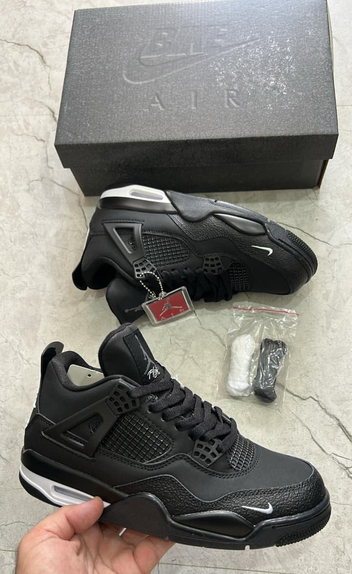 AIR JORDANS RETRO 4 NIGEL SYLVESTER