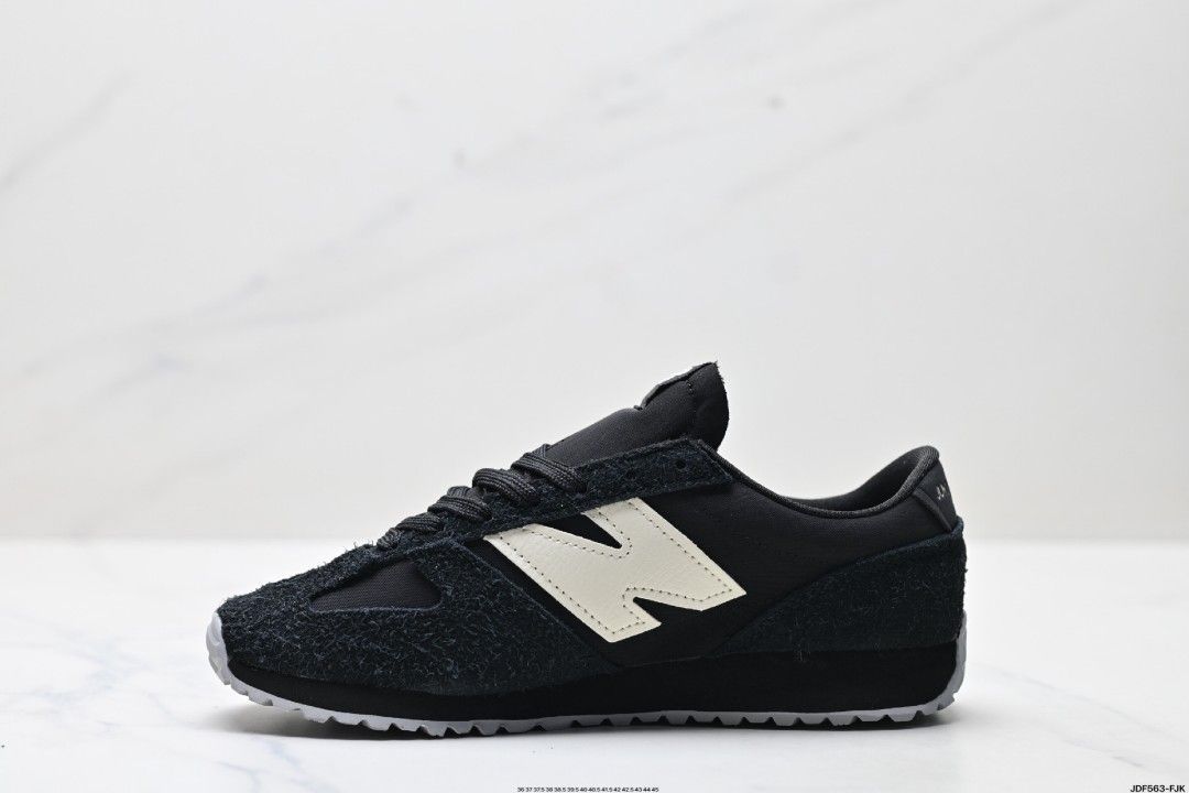 New Balance 471 Black White