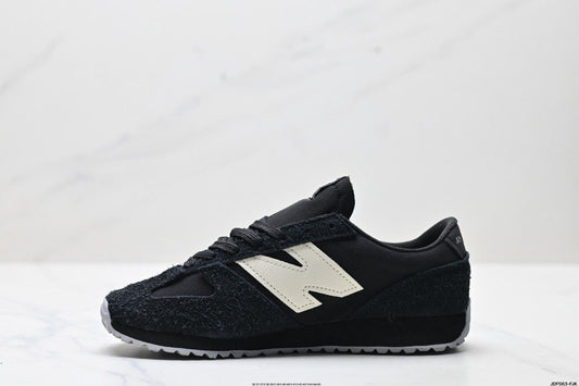 New Balance 471 Black White